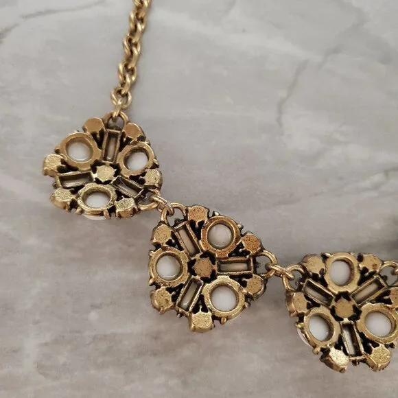 💖 J.Crew White Rhinestones Crystals Cluster Statement Necklace 💖 - Picture 14 of 16